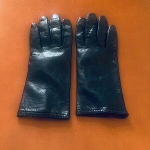 Women’s Navy Calf Leather Lined Gloves